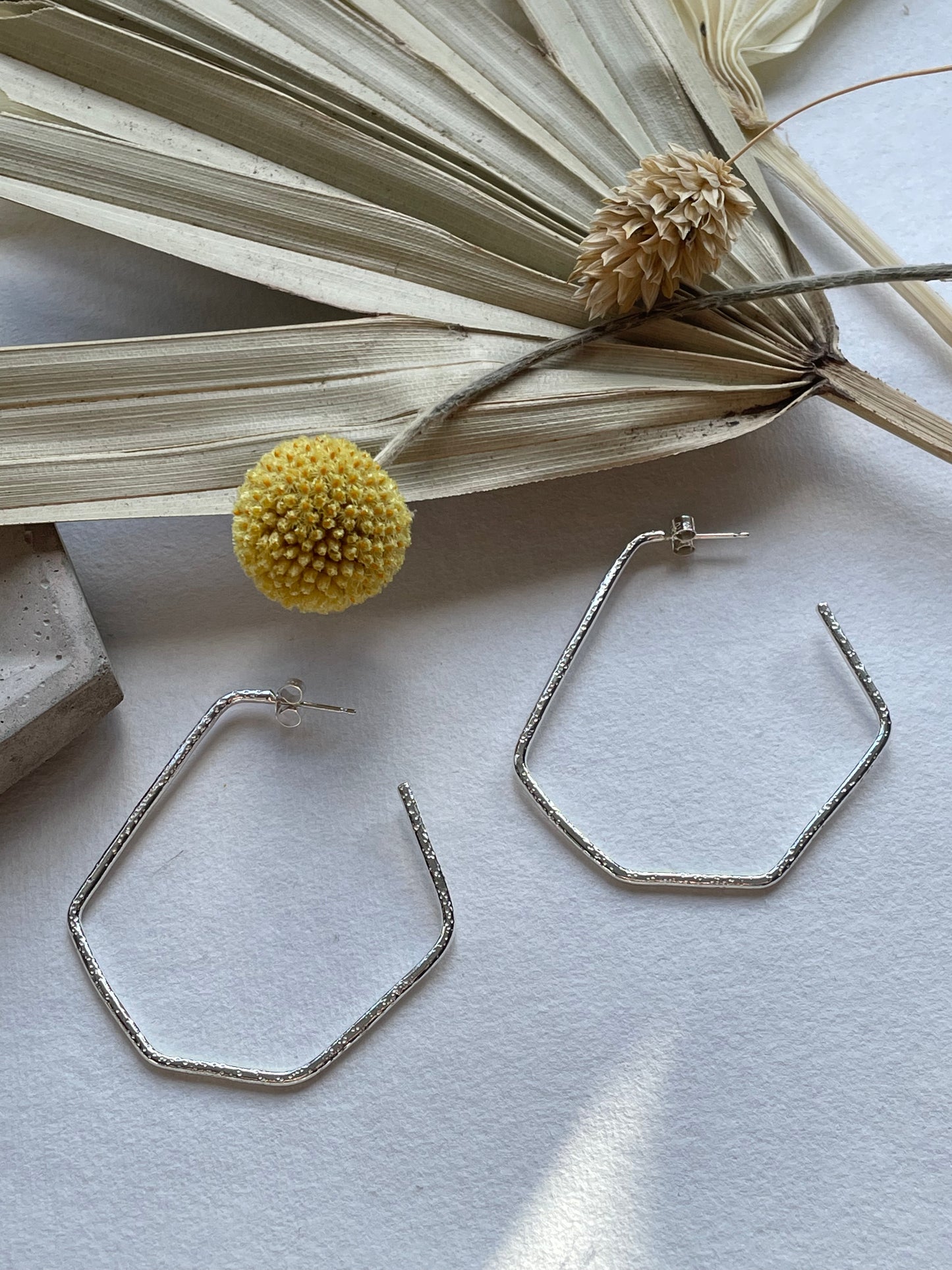 Hexagonal Hoops